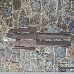 NWT Lafayette 148 NY  brown Wool Suit Size 4